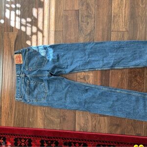 Vintage Levi’s 505 Classic Blue Denim Jeans size 32”